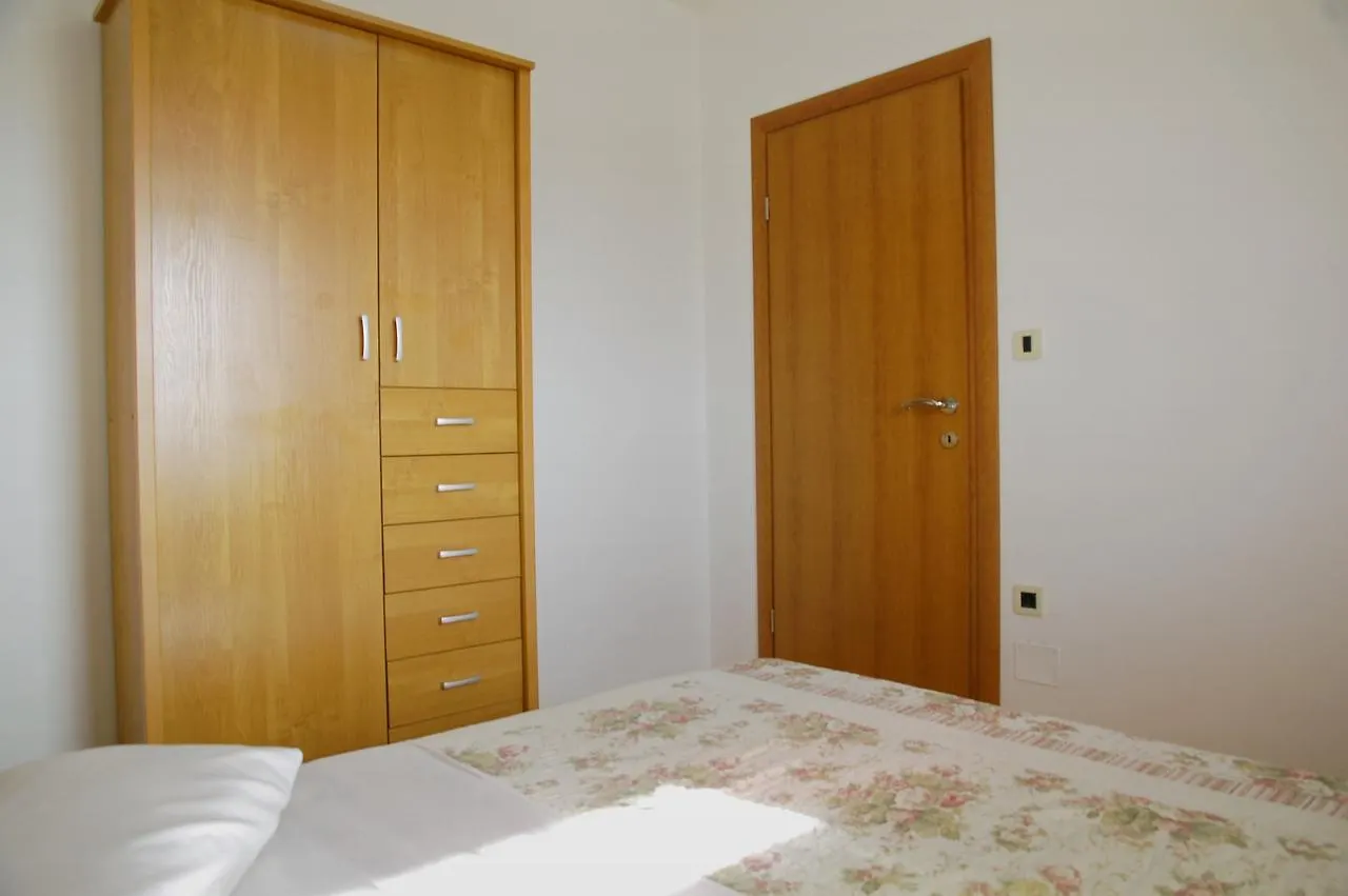 Apartments Heavenly Blue Marici  Barbariga