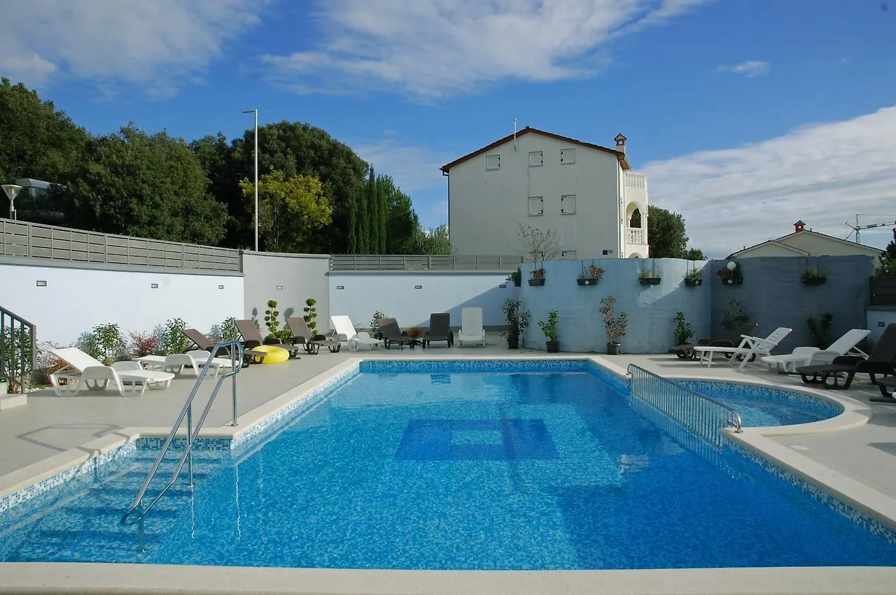 Apartments Heavenly Blue Marici  Barbariga